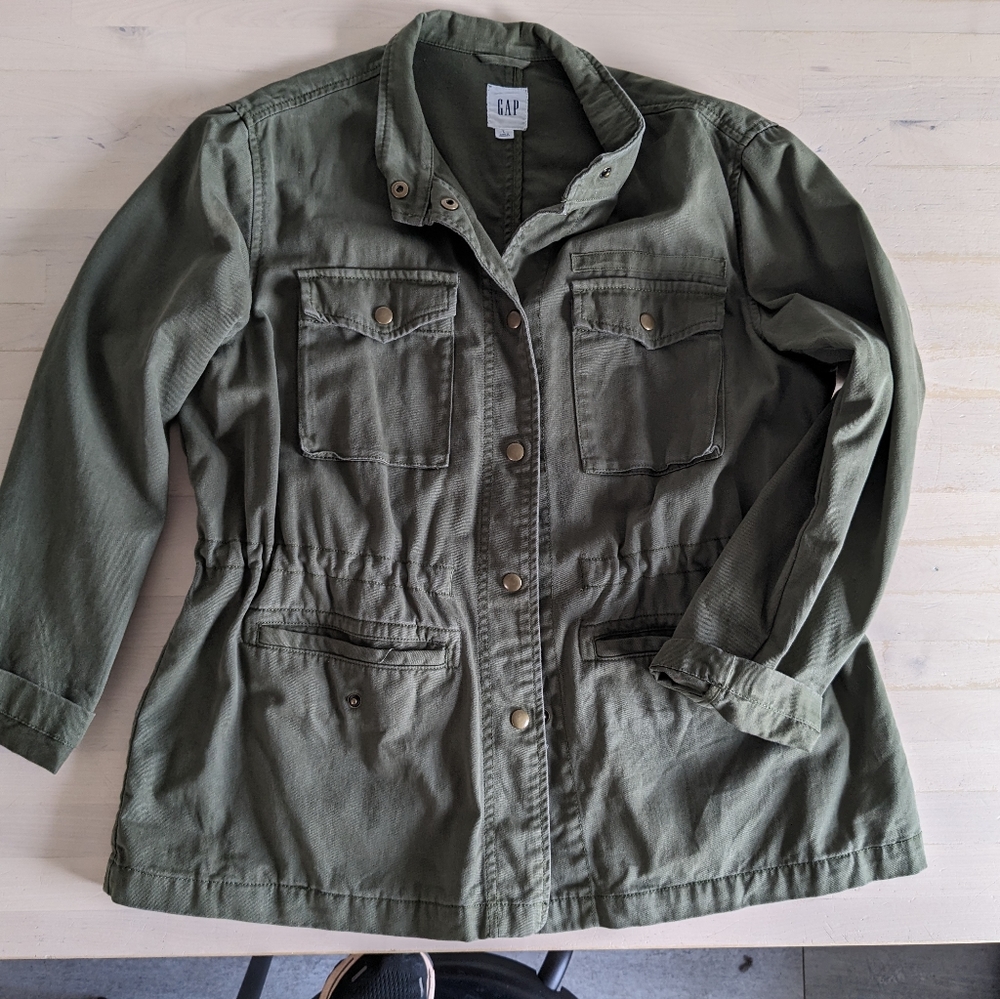 GAP utility jacket olive green size L